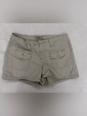 Vintage Low-Rise Lei Cargo Shorts